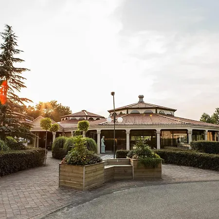 Villa Luxurious With Washer And Dishwasher, In A Area Arcen
